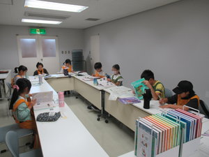 チャレンジ図書館司書2.JPG