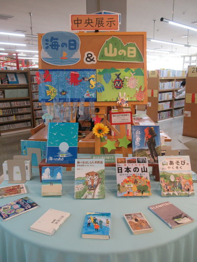 中央展示８月小学生工作.JPG